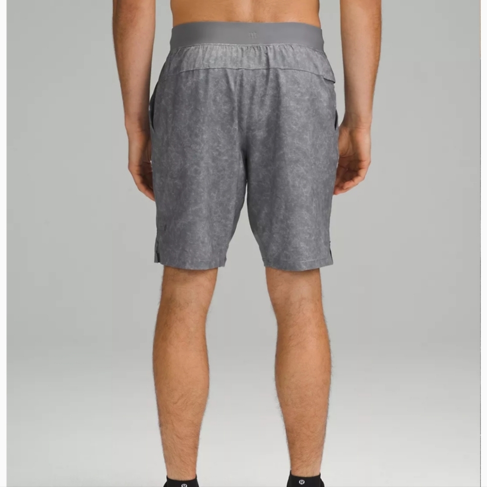 New Lululemon T.H.E  Short 9 Linerless - Picture 12 of 12
